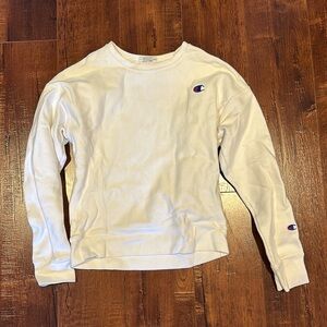 Small Champion crewmen’s